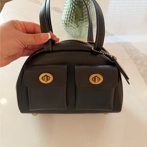 coach twin turnlock bag 20 in black